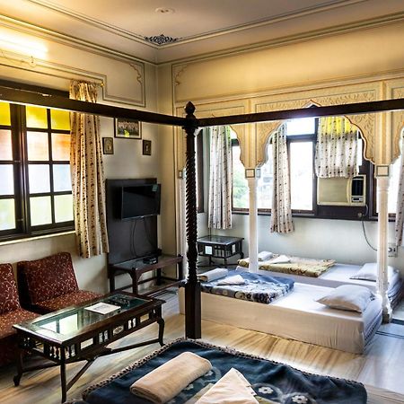 Krishna Palace - A Heritage Hotel Dźajpur Zewnętrze zdjęcie