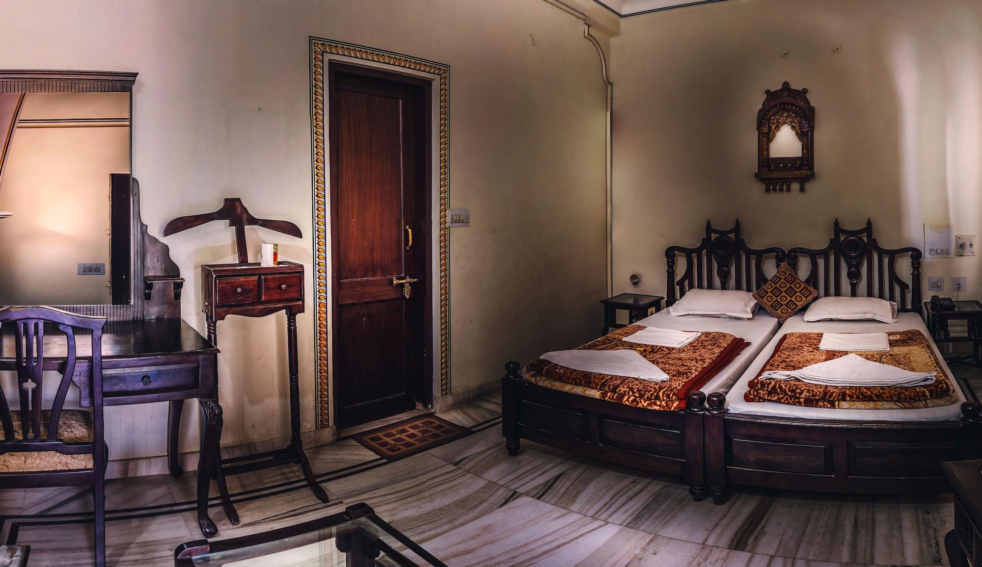 Krishna Palace - A Heritage Hotel Dźajpur Zewnętrze zdjęcie