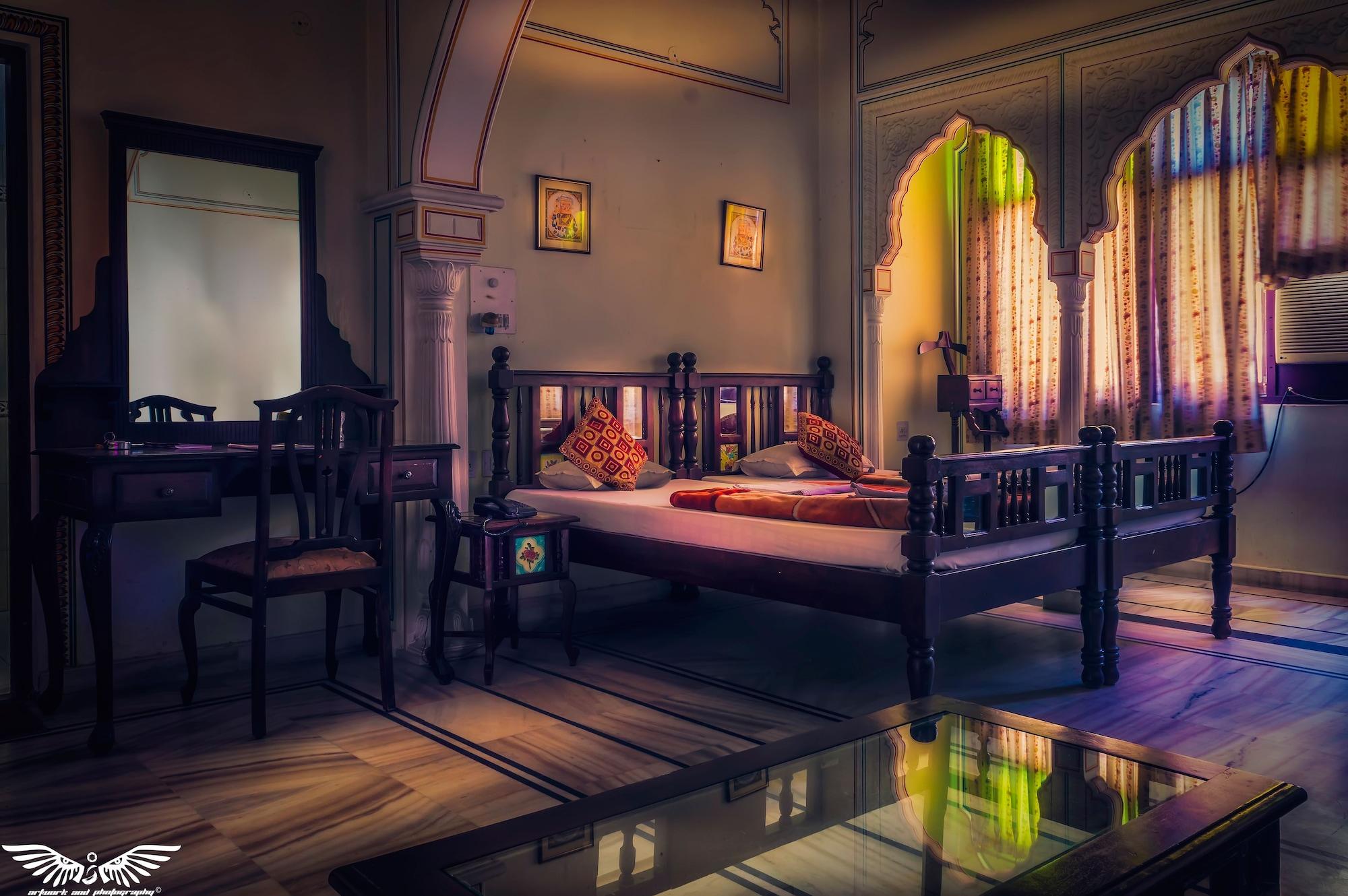 Krishna Palace - A Heritage Hotel Dźajpur Zewnętrze zdjęcie