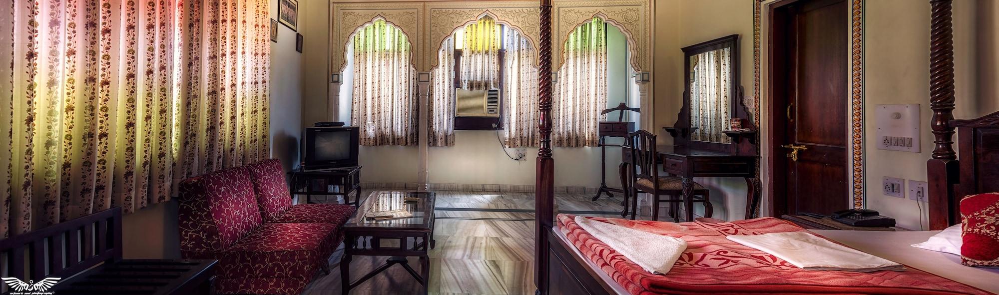 Krishna Palace - A Heritage Hotel Dźajpur Zewnętrze zdjęcie