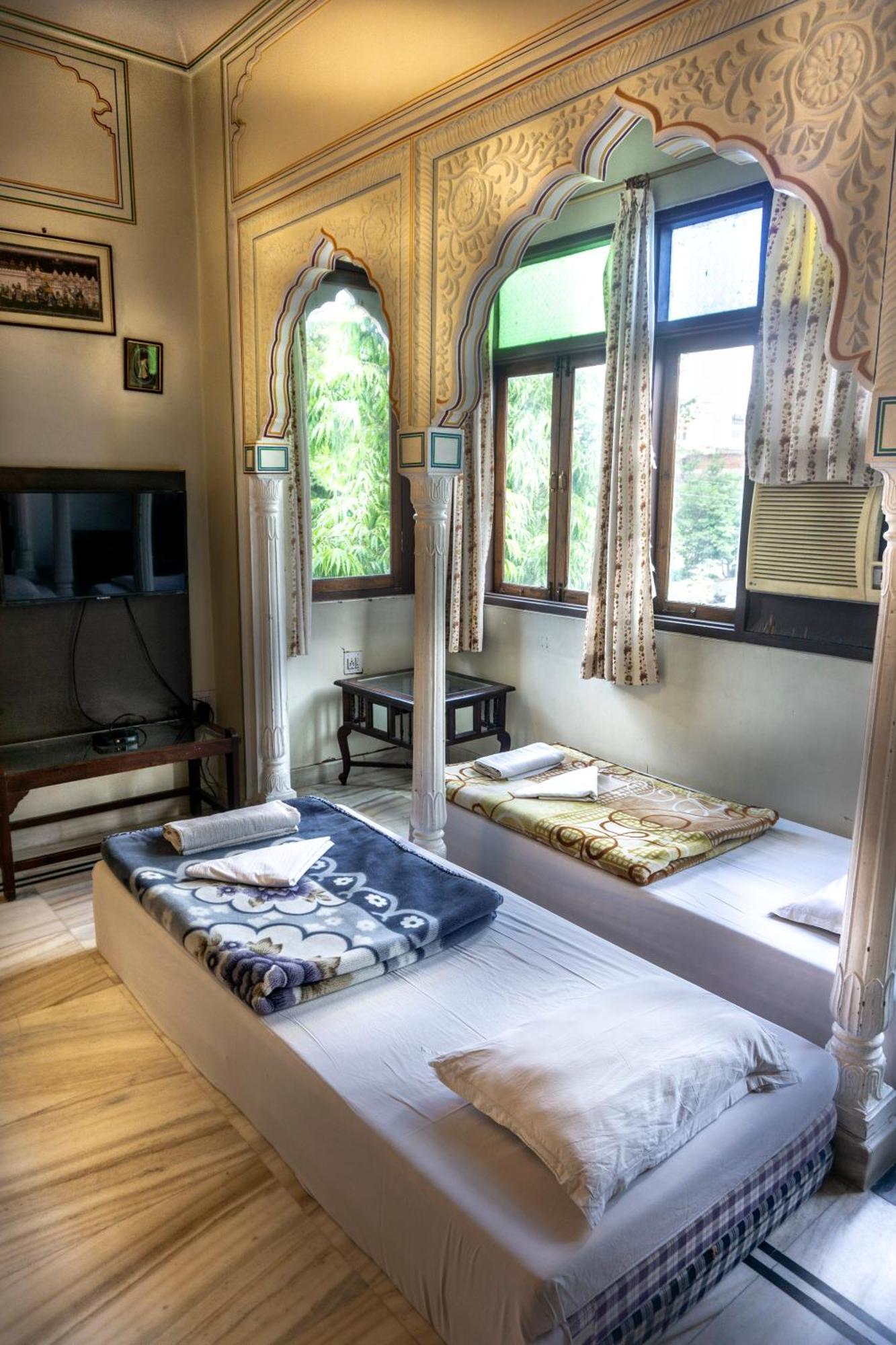 Krishna Palace - A Heritage Hotel Dźajpur Zewnętrze zdjęcie