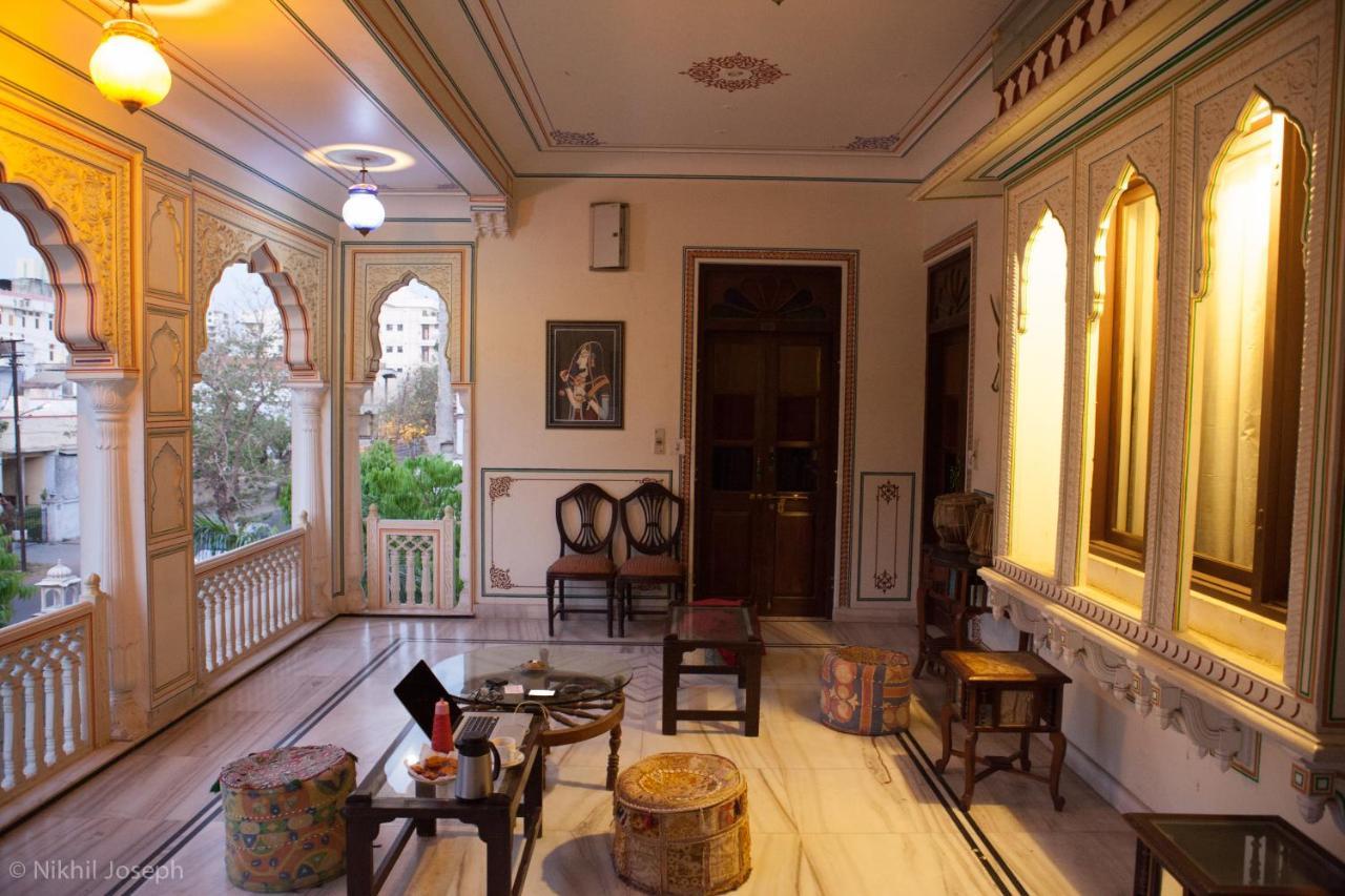 Krishna Palace - A Heritage Hotel Dźajpur Zewnętrze zdjęcie