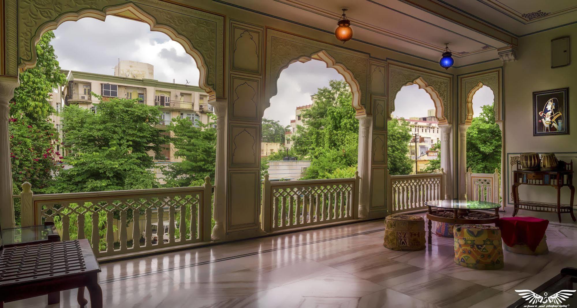 Krishna Palace - A Heritage Hotel Dźajpur Zewnętrze zdjęcie