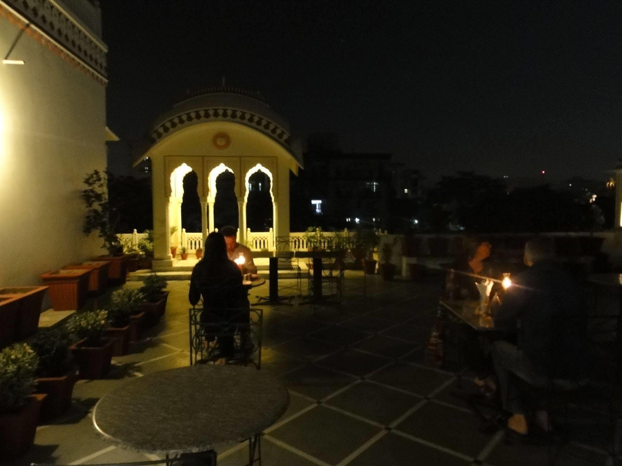 Krishna Palace - A Heritage Hotel Dźajpur Zewnętrze zdjęcie